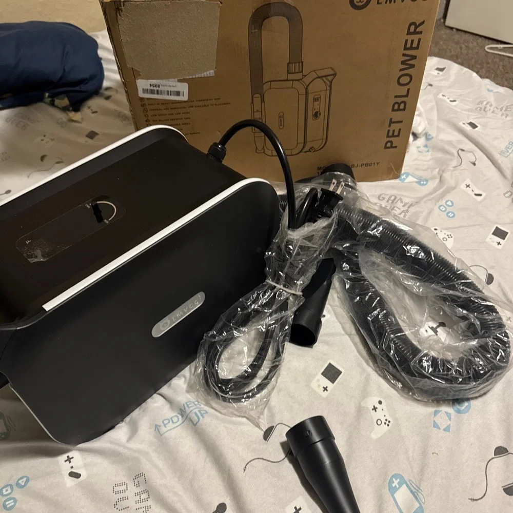 Black Pet Blower with Attachment